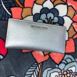 ➪ Michael Kors Wallet ➪